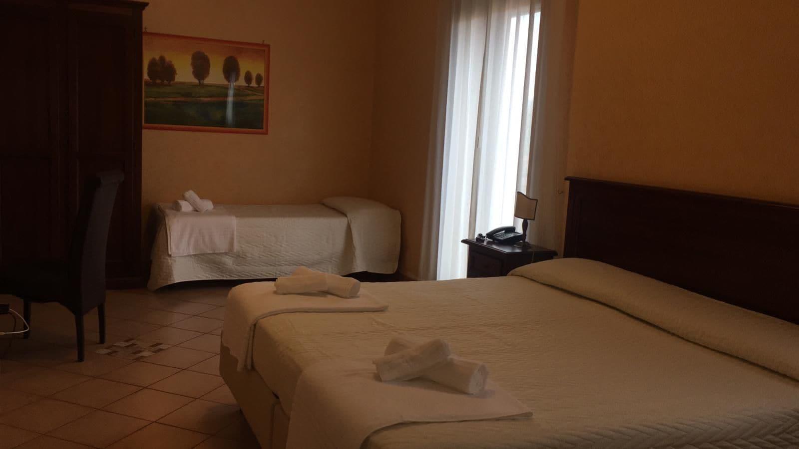 Hotel Paradiso Delle Madonie กัสเตลบูโอโน ภายนอก รูปภาพ